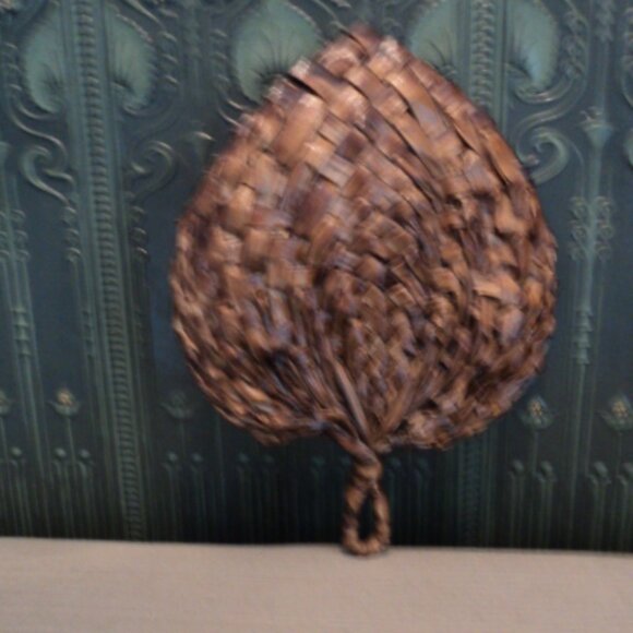 vintage wicker palm leaf wall decor - Picture 2 of 2